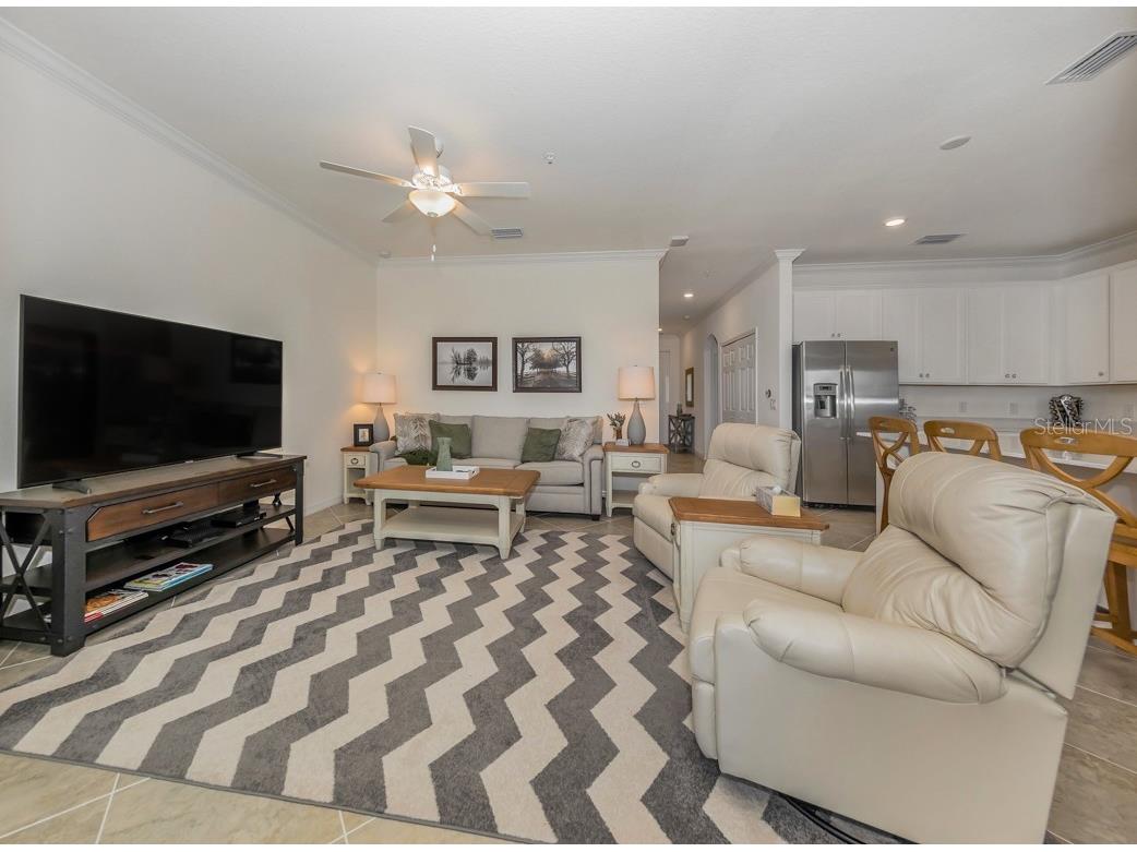 17510 Gawthrop Drive #406 Lakewood Ranch FL 34211 A4694640 image2