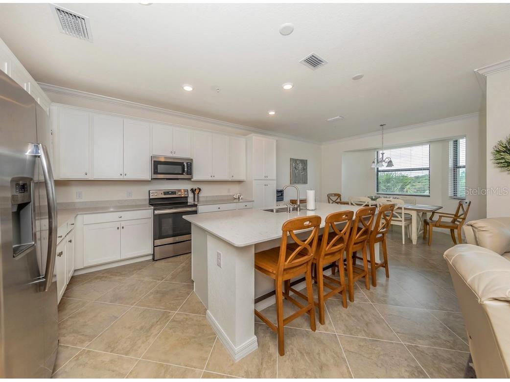 17510 Gawthrop Drive #406 Lakewood Ranch FL 34211 A4694640 image8