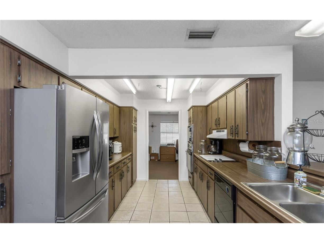 17515 Lakeshore Road Lutz FL 33558 TB8445230 image22