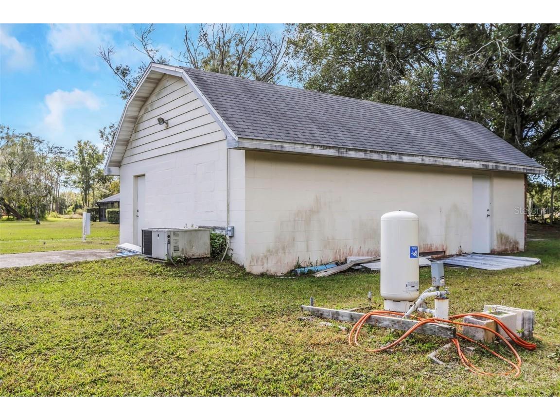 17515 Lakeshore Road Lutz FL 33558 TB8445230 image60