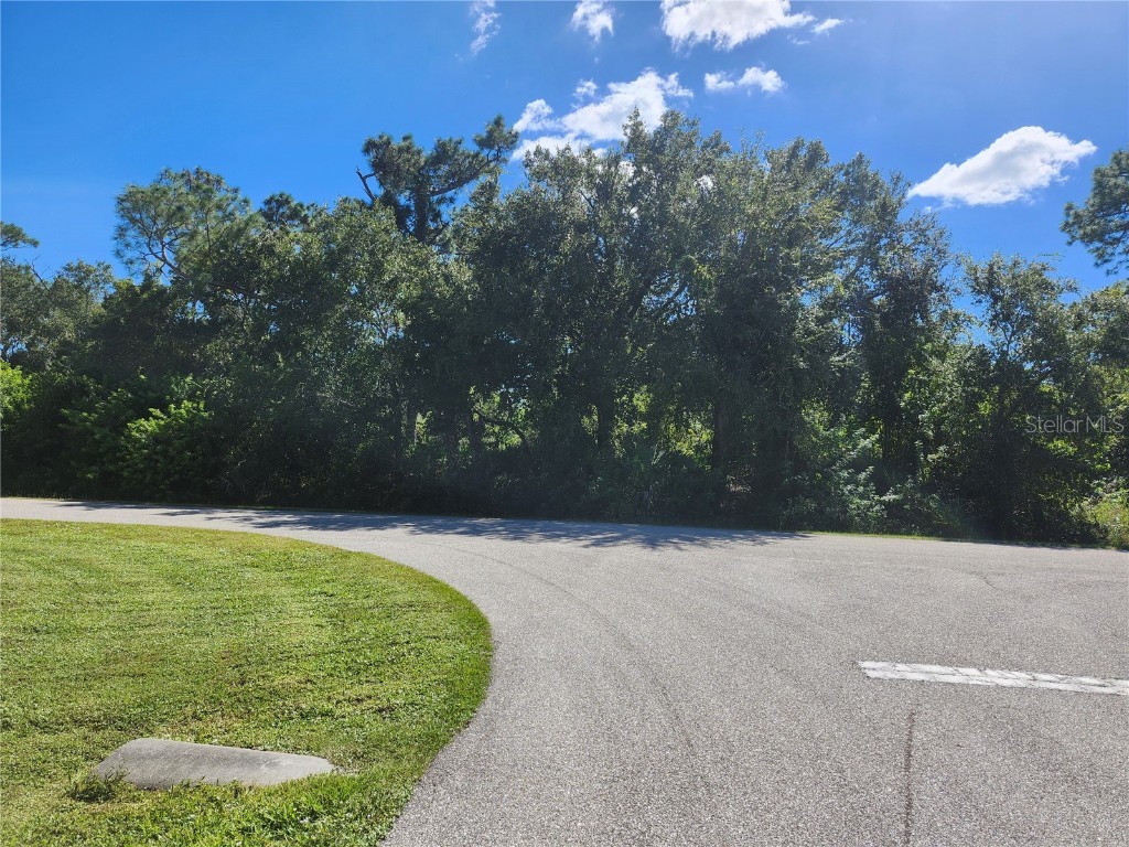 17517 Elmwood Avenue Port Charlotte FL 33948 C7517408 image5