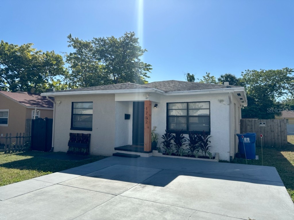 1752 14th Avenue S Saint Petersburg FL 33712 U8219379 image1