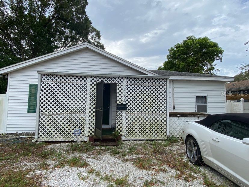 1752 32nd Avenue N Saint Petersburg FL 33713 J959031 image1