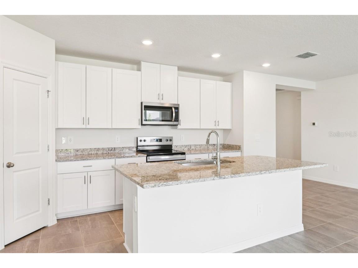 1752 Brekey Way Zephyrhills FL 33541 O6300331 image14