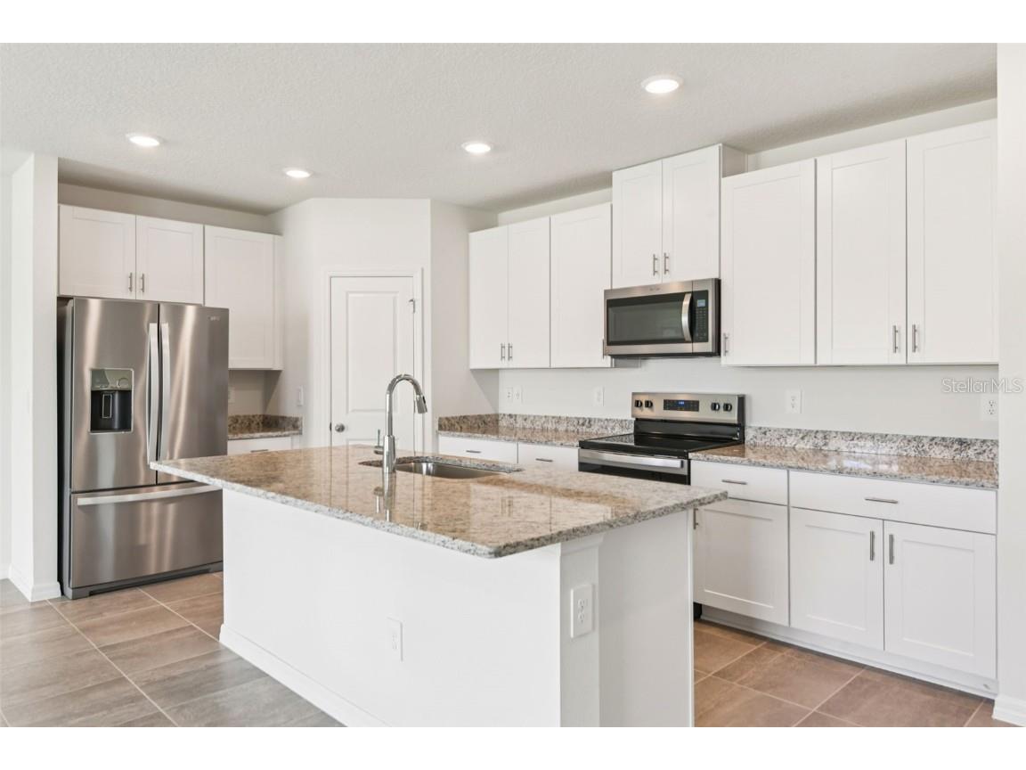 1752 Brekey Way Zephyrhills FL 33541 O6300331 image2