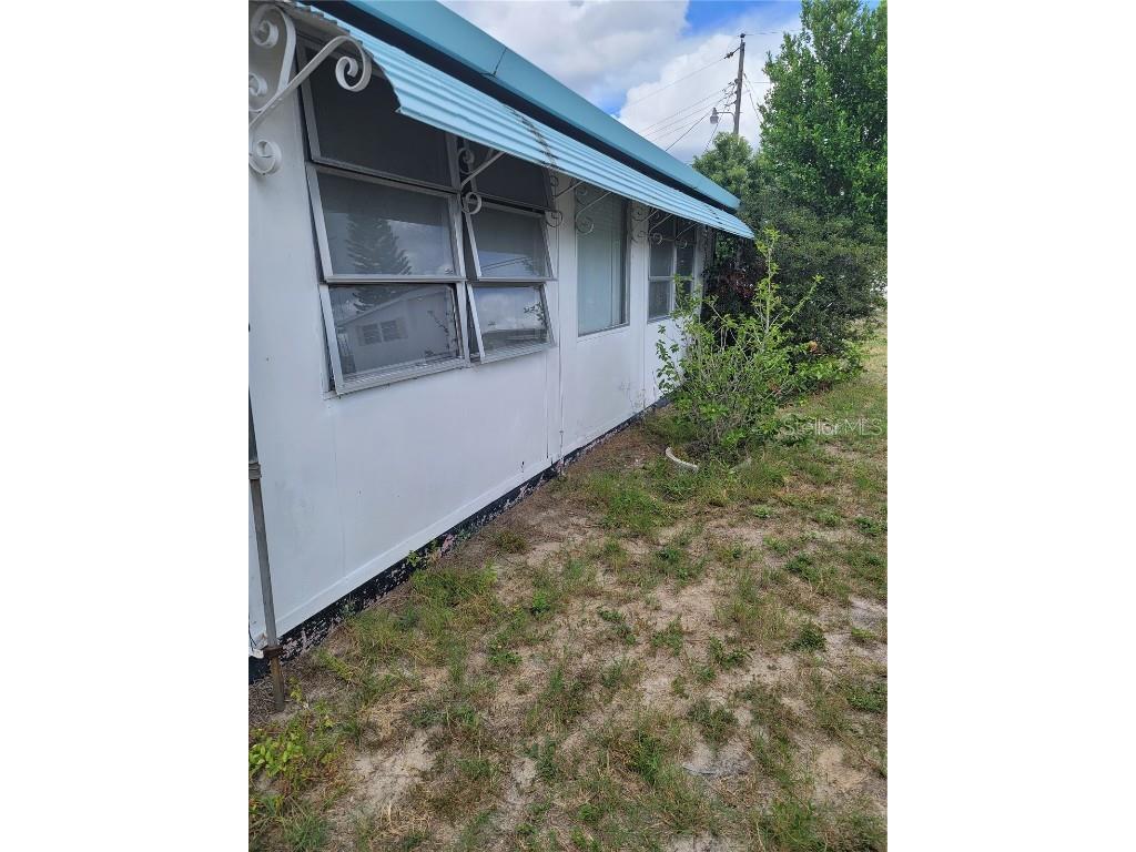 1752 Orange Drive Holiday FL 34691 W7858480 image1