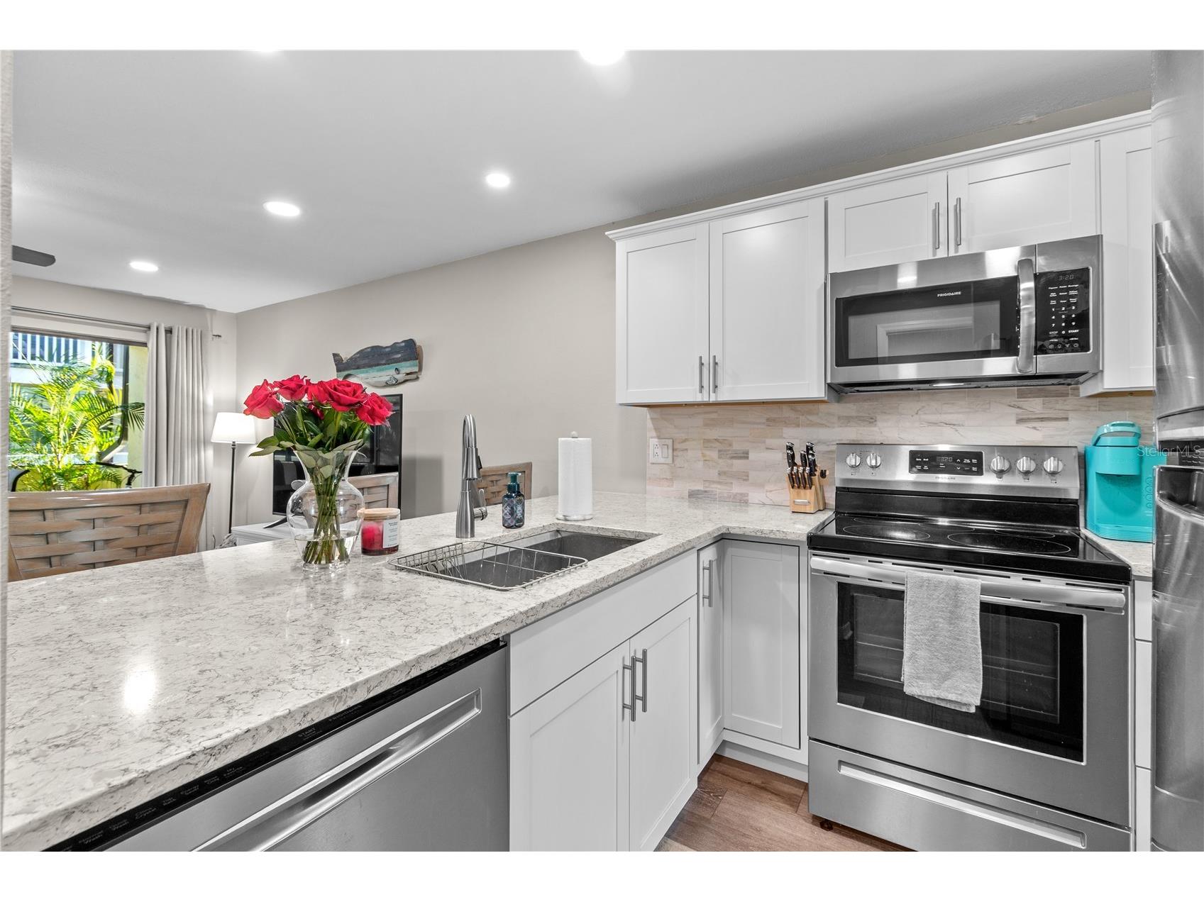 1752 Stickney Point Road #102 Sarasota FL 34231 A4685496 image14