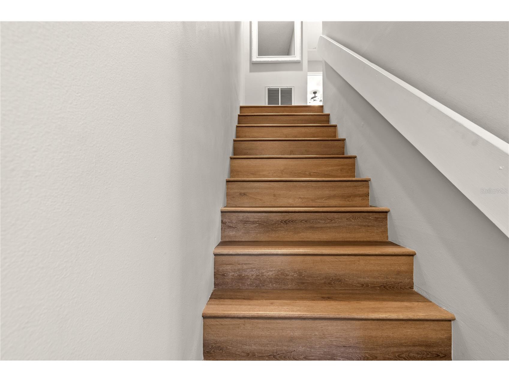 1752 Stickney Point Road #102 Sarasota FL 34231 A4685496 image26