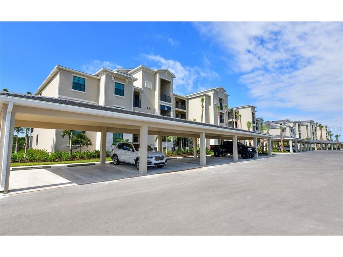 17520 Gawthrop Drive #203 Lakewood Ranch FL 34211 A4465678 image1