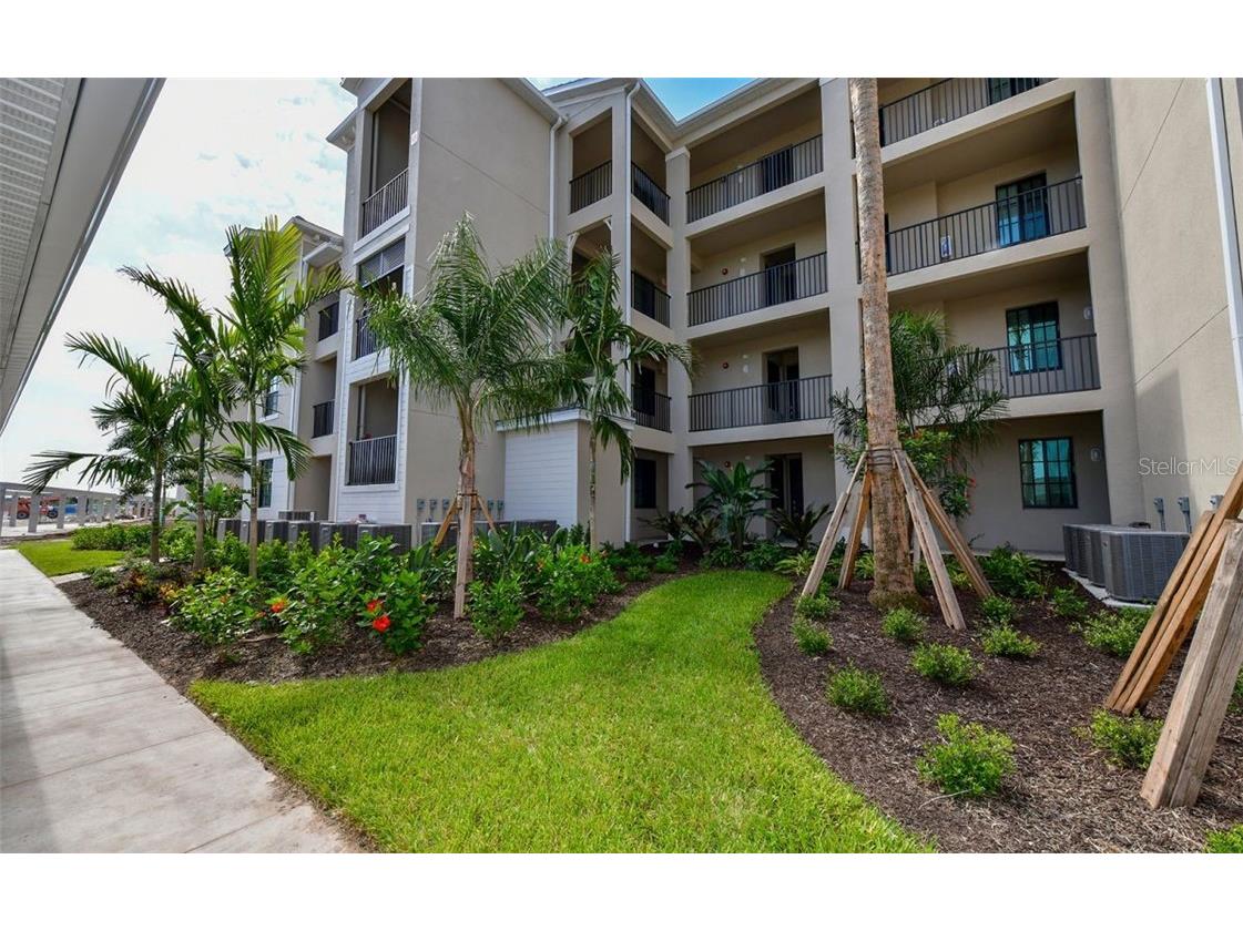 17520 Gawthrop Drive #203 Lakewood Ranch FL 34211 A4465678 image3