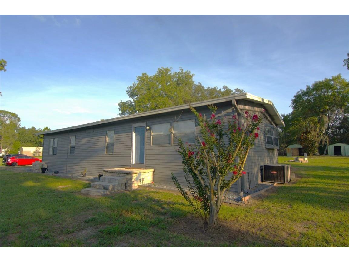 17524 Medley Avenue Spring Hill FL 34610 T3462946 image1