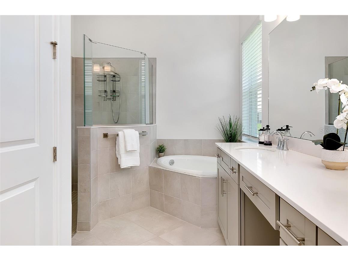 17525 Jadestone Court Venice FL 34293 N6139269 image30