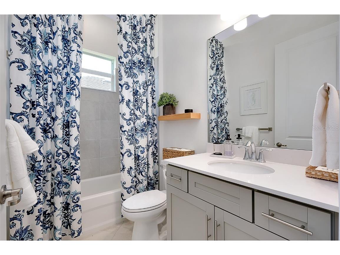 17525 Jadestone Court Venice FL 34293 N6139269 image40