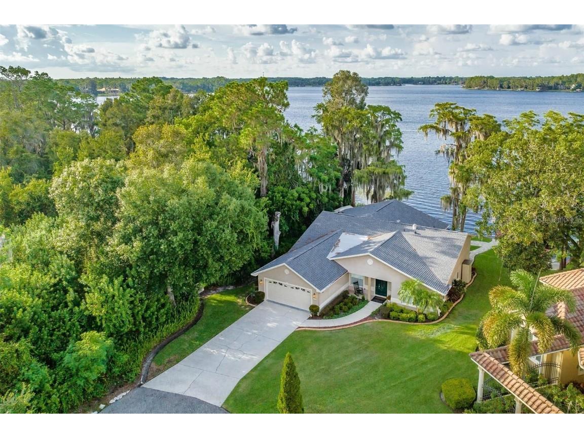 17527 Canal Shores Drive Odessa FL 33556 TB8432297 image1