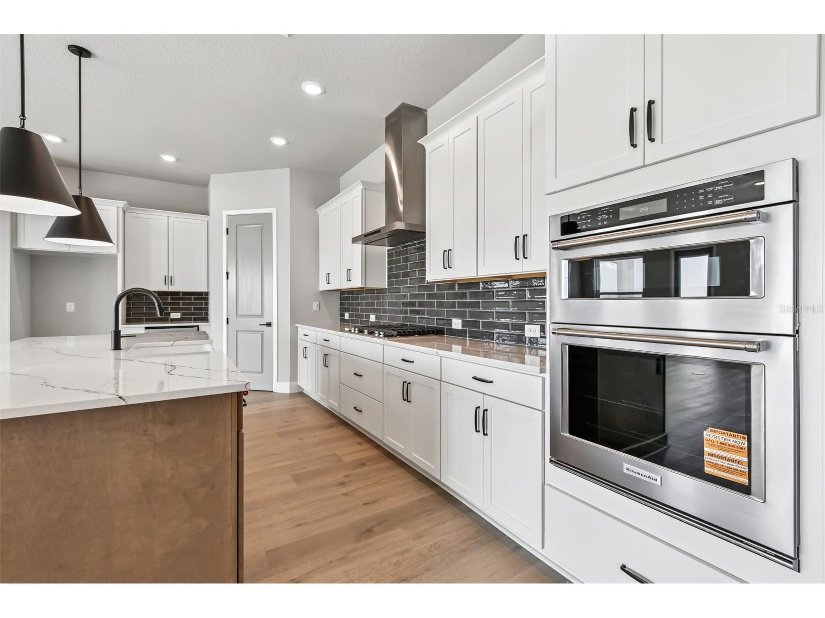 17527 Foxtail Loop Venice FL 34293 TB8420094 image8