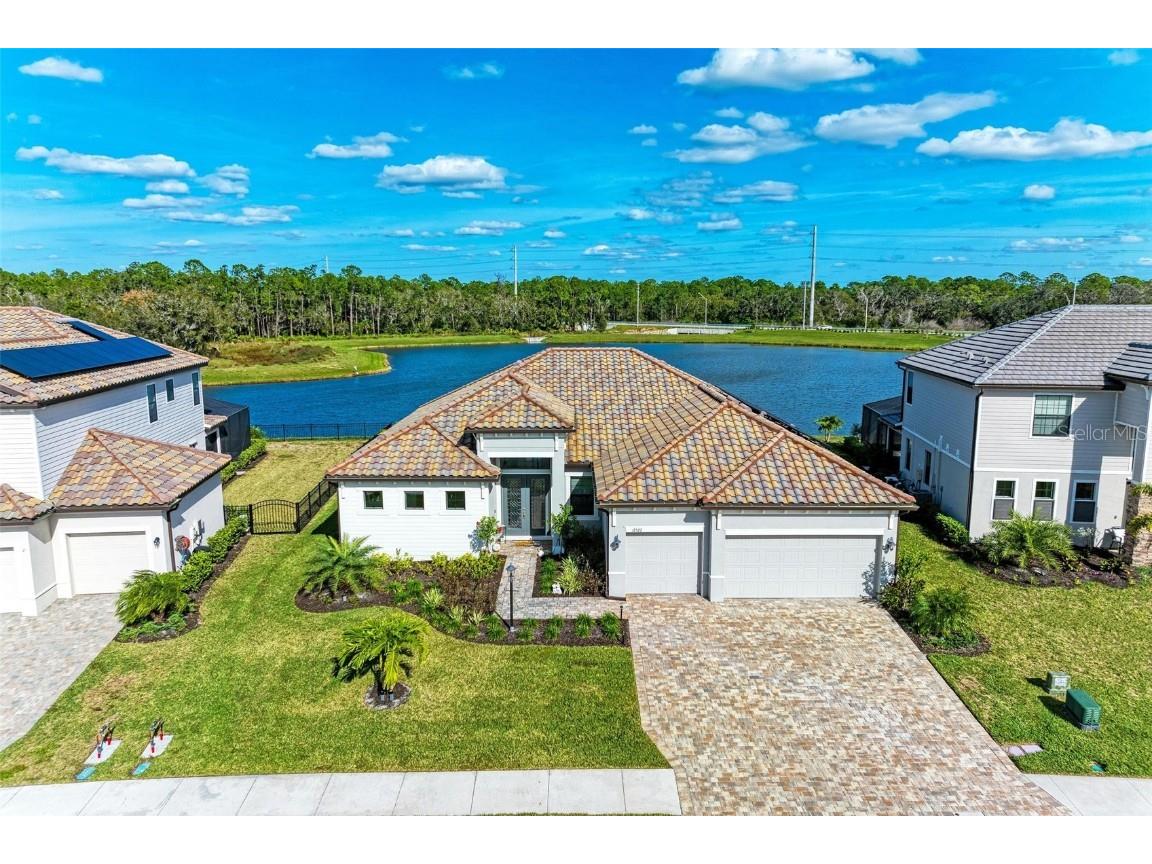 17527 Polo Trail Lakewood Ranch FL 34211 A4593882 image1