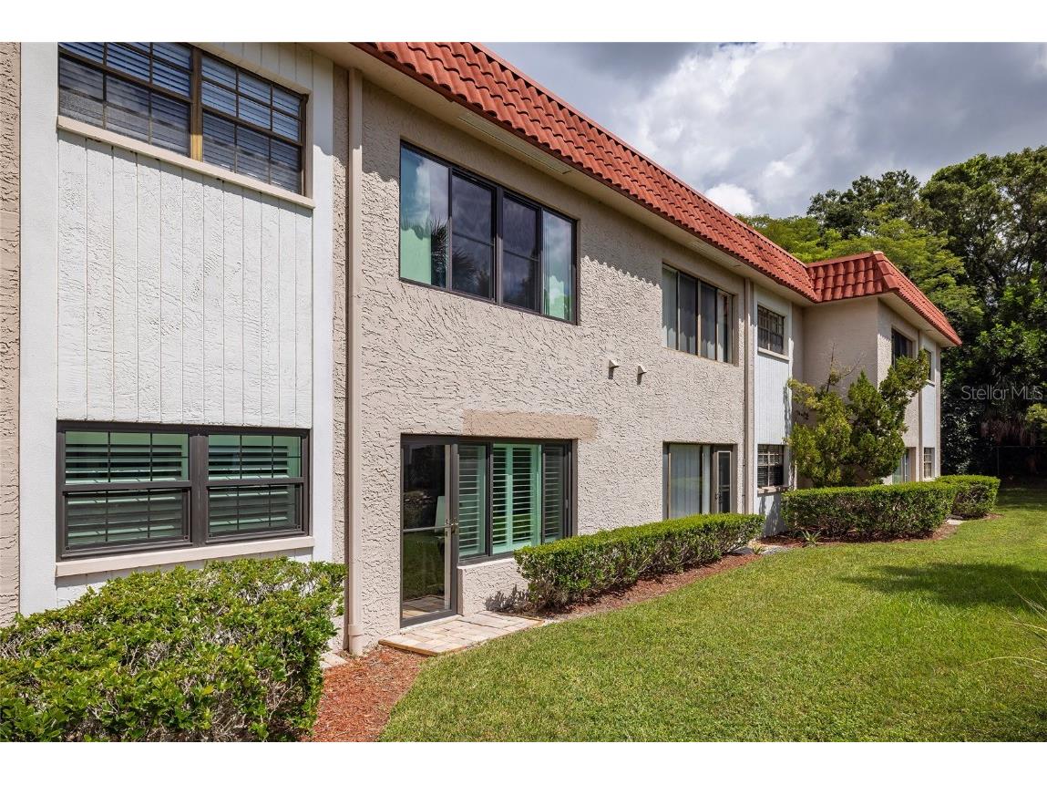 1753 Belleair Forest Drive #D3 Belleair FL 33756 TB8447860 image20