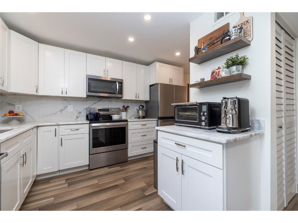 1753 Belleair Forest Drive #D3 Belleair FL 33756 TB8447860 image5