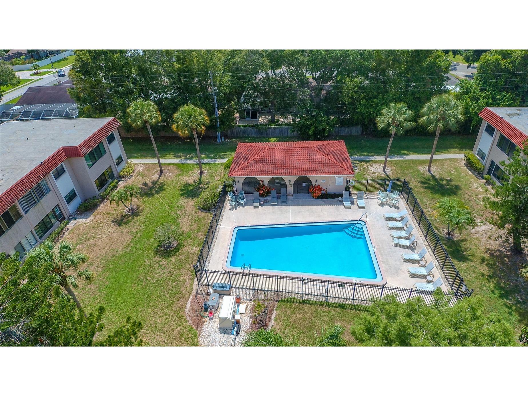 1753 Belleair Forest Drive #D7 Belleair FL 33756 TB8478789 image13