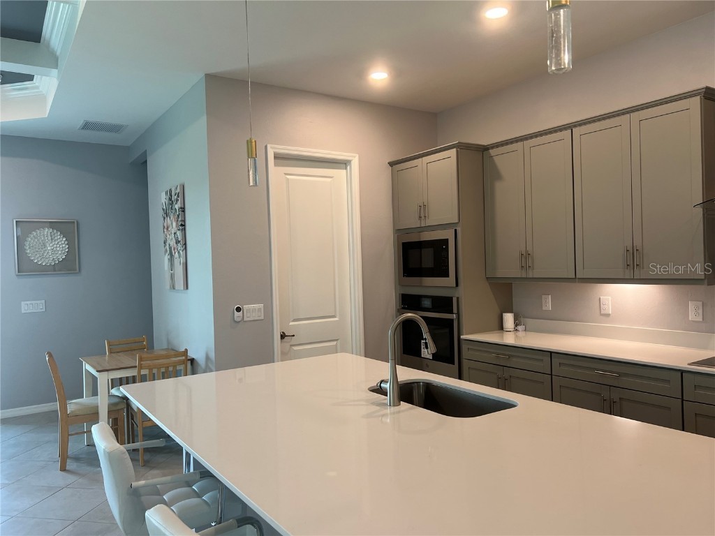 17535 Jadestone Court Venice FL 34293 A4666689 image11