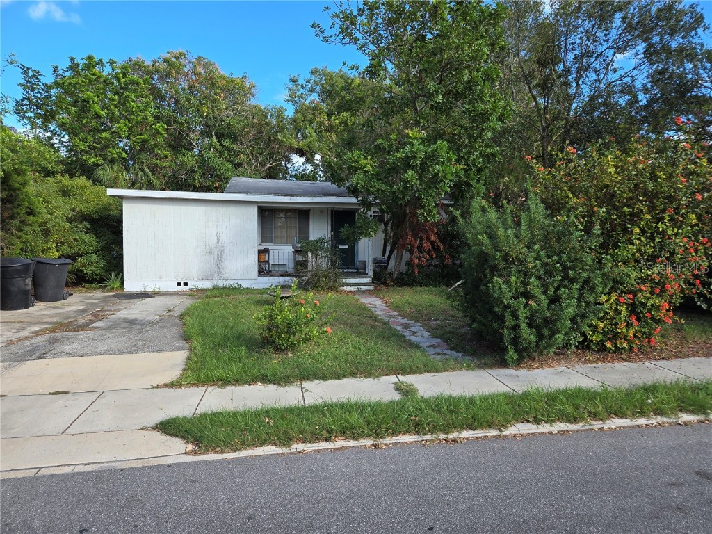 1754 27th Street S Saint Petersburg FL 33712 TB8321519 image1