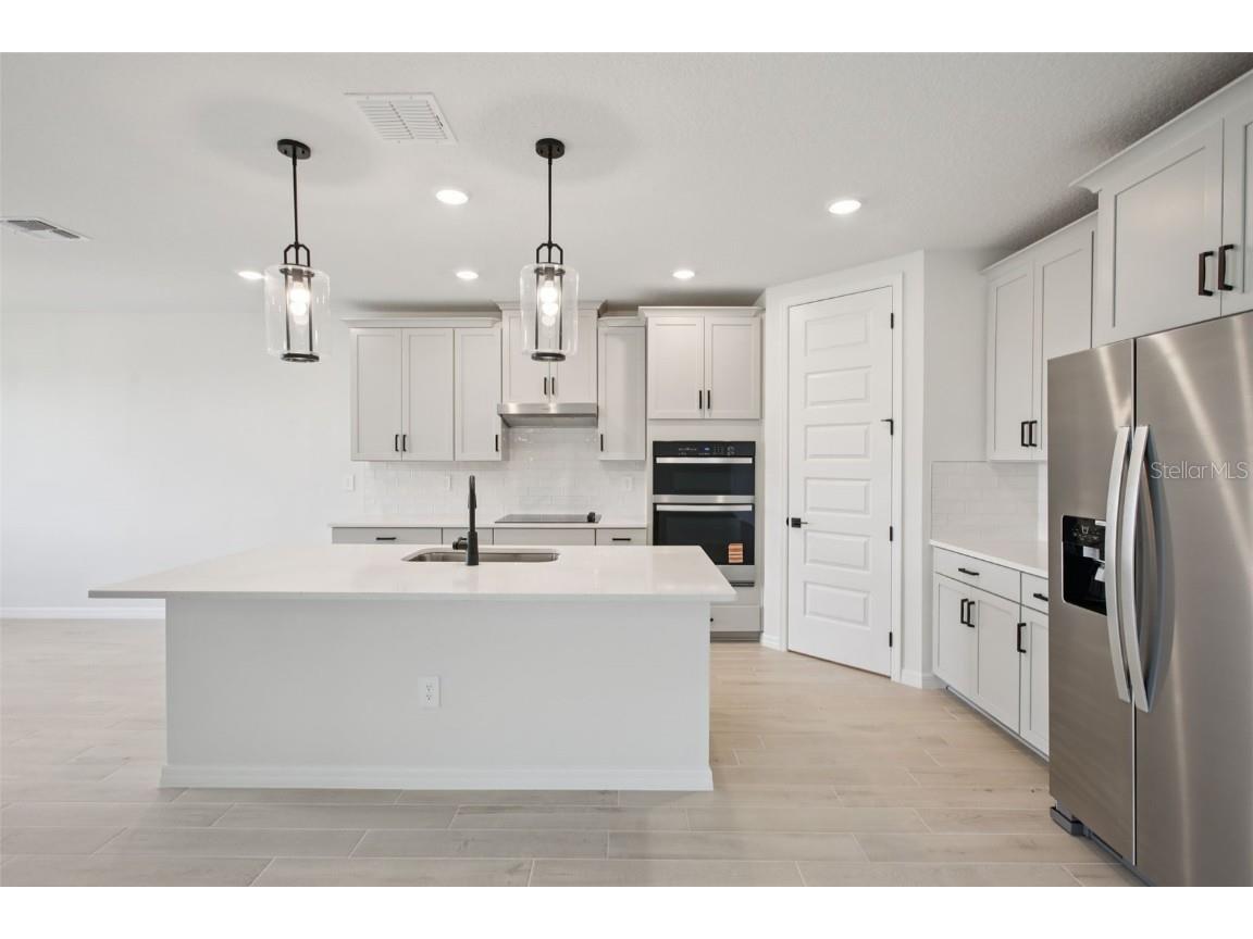 1754 Draughton Place Zephyrhills FL 33541 O6335139 image4