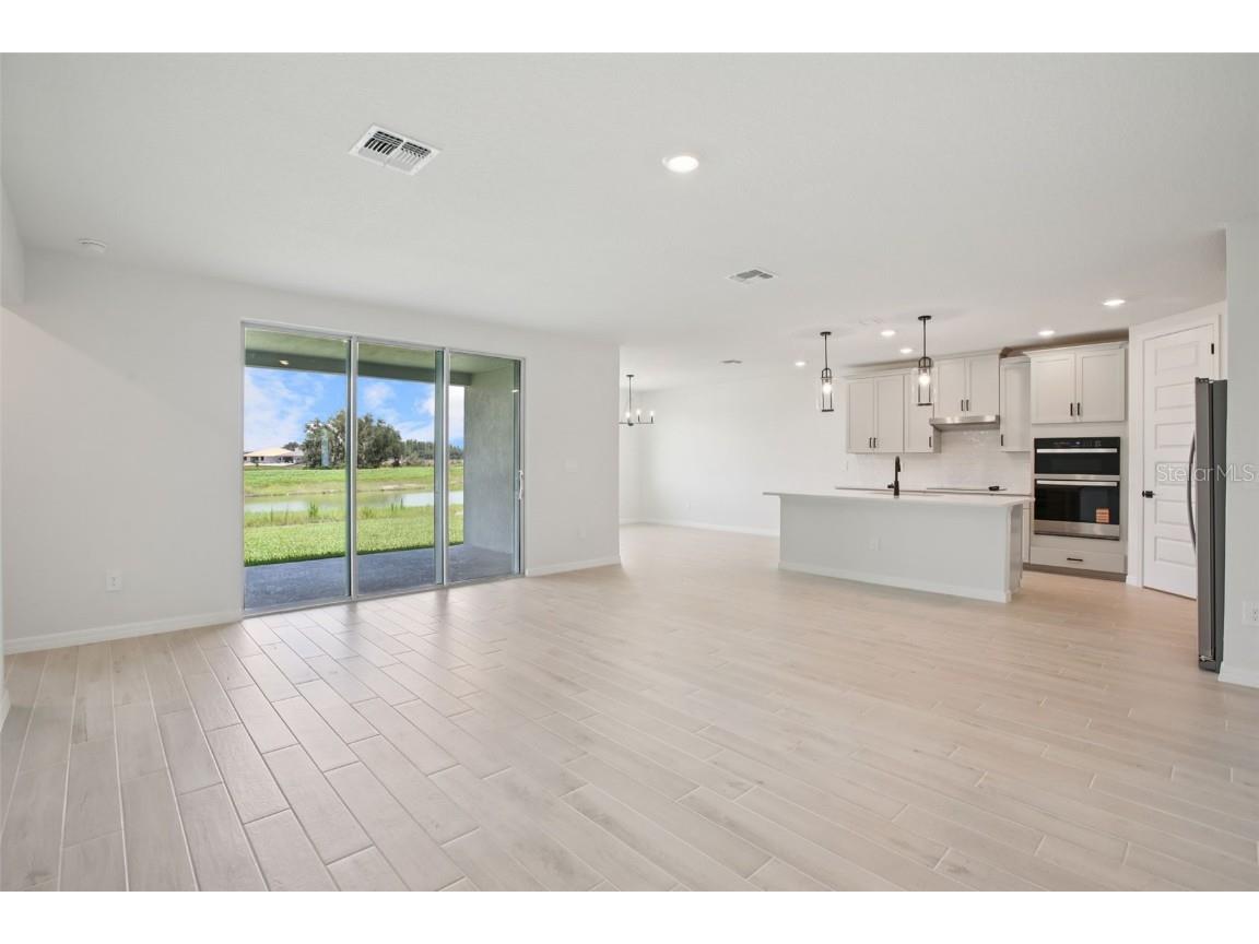 1754 Draughton Place Zephyrhills FL 33541 O6335139 image9