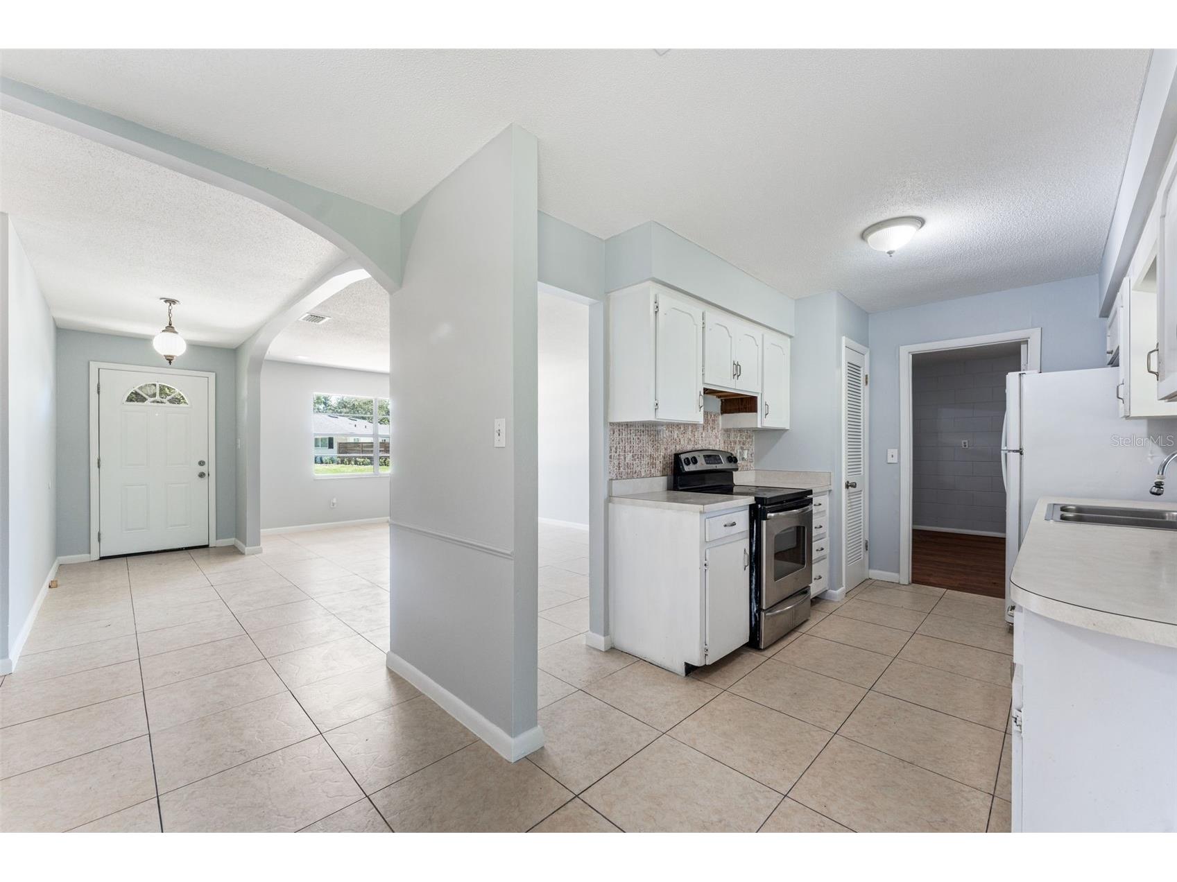 1754 Foxboro Drive Orlando FL 32812 - LAKE FRONTAGE: LAKE GILES O6419633 image12