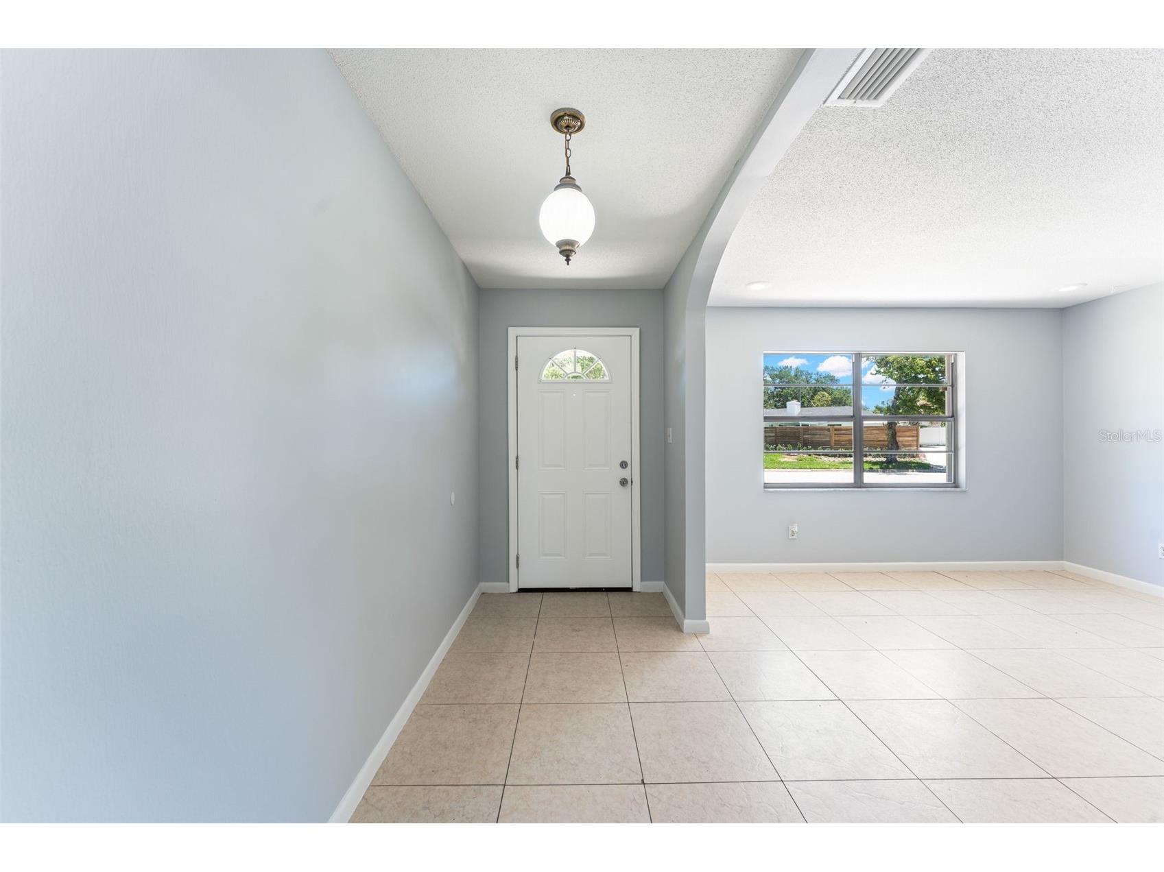 1754 Foxboro Drive Orlando FL 32812 - LAKE FRONTAGE: LAKE GILES O6419633 image5