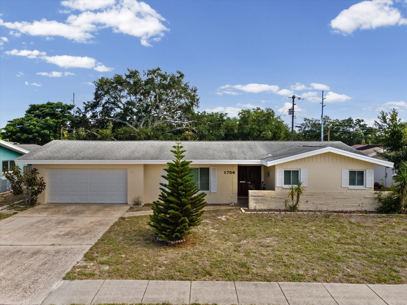 1754 Great Brikhill Road Clearwater FL 33755 TB8515430 image1