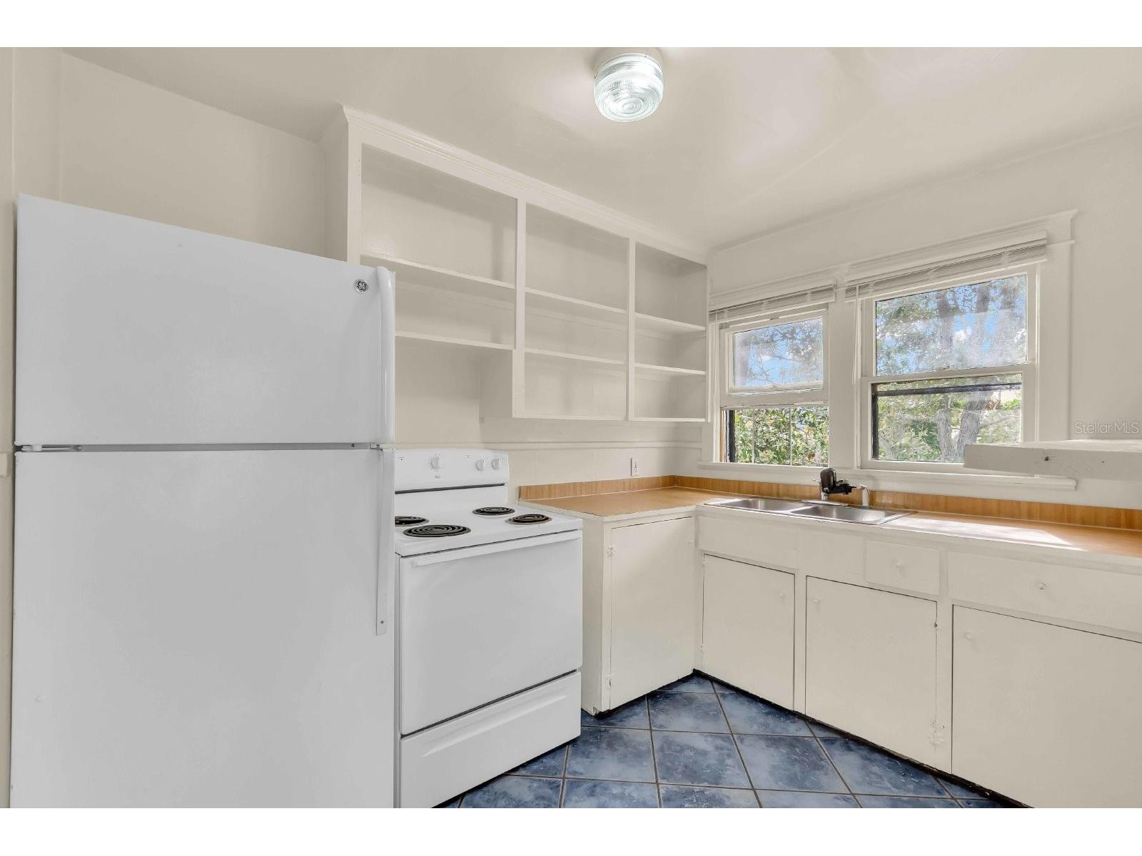 1754 Morrill Street Sarasota FL 34236 A4695105 image5