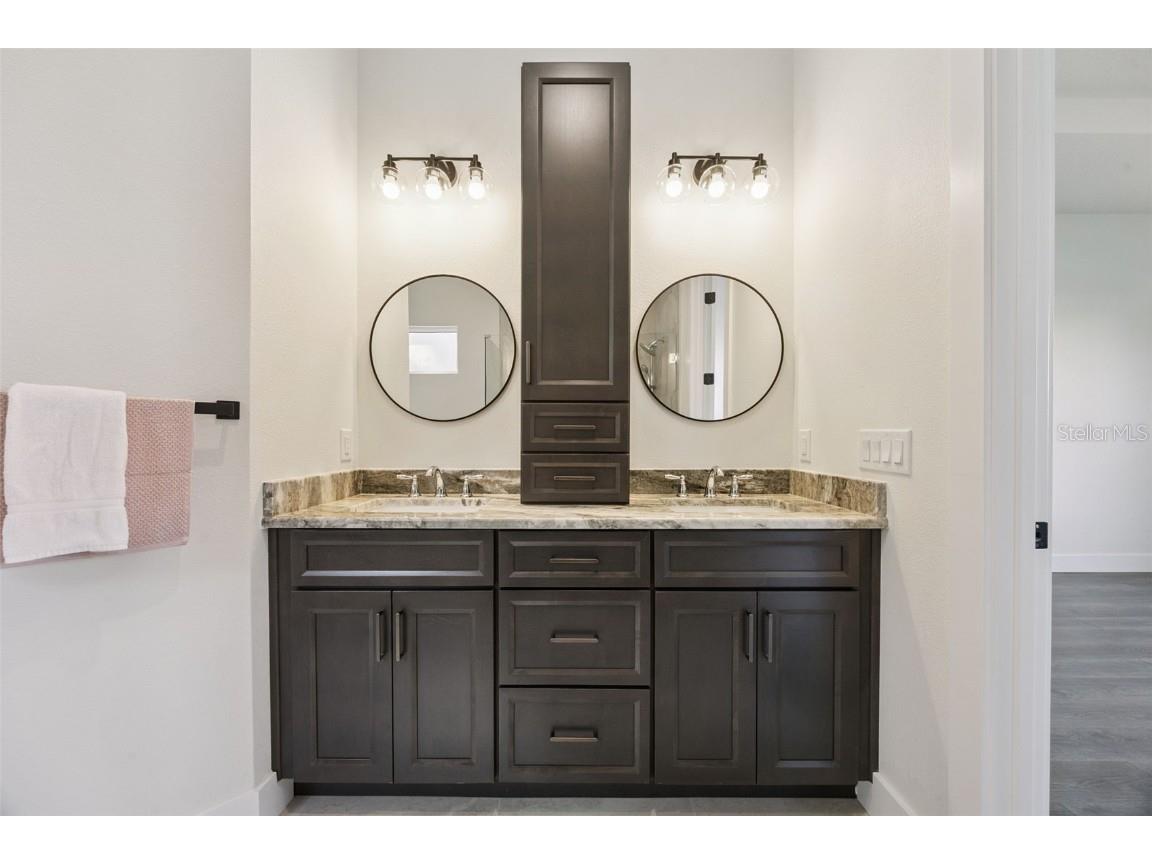 17540 Third Street Montverde FL 34756 - LAKE APOPKA G5103645 image33