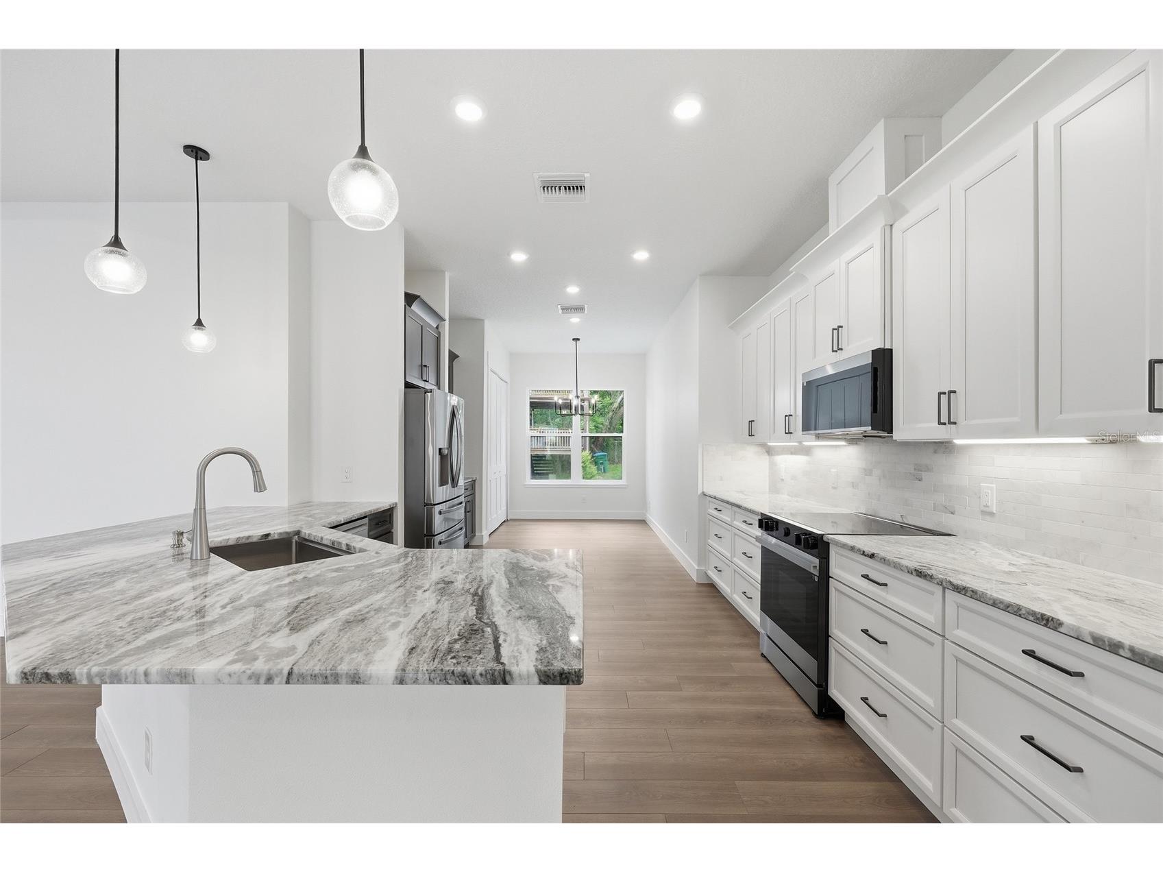 17540 Third Street Montverde FL 34756 - LAKE APOPKA O6414393 image9