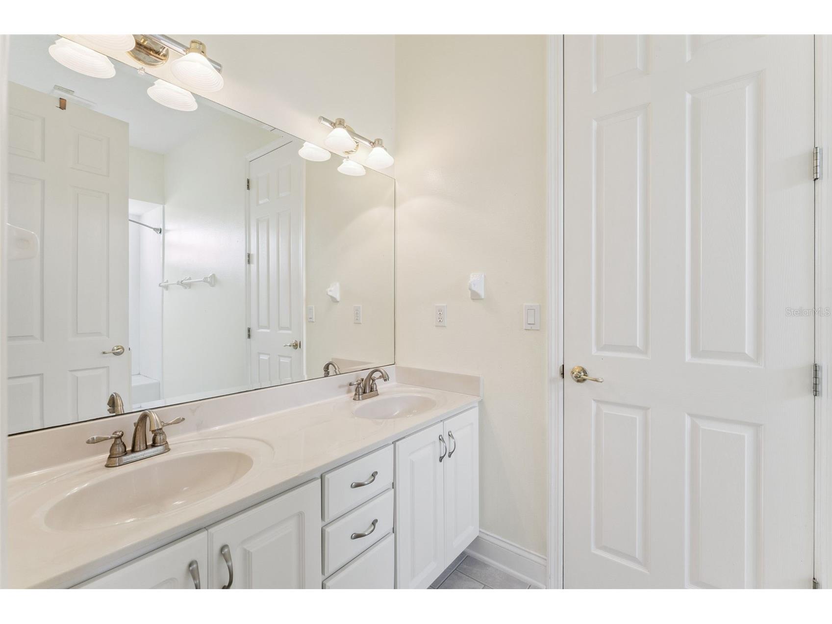 17540 Vista Belle Court Montverde FL 34756 G5110958 image17