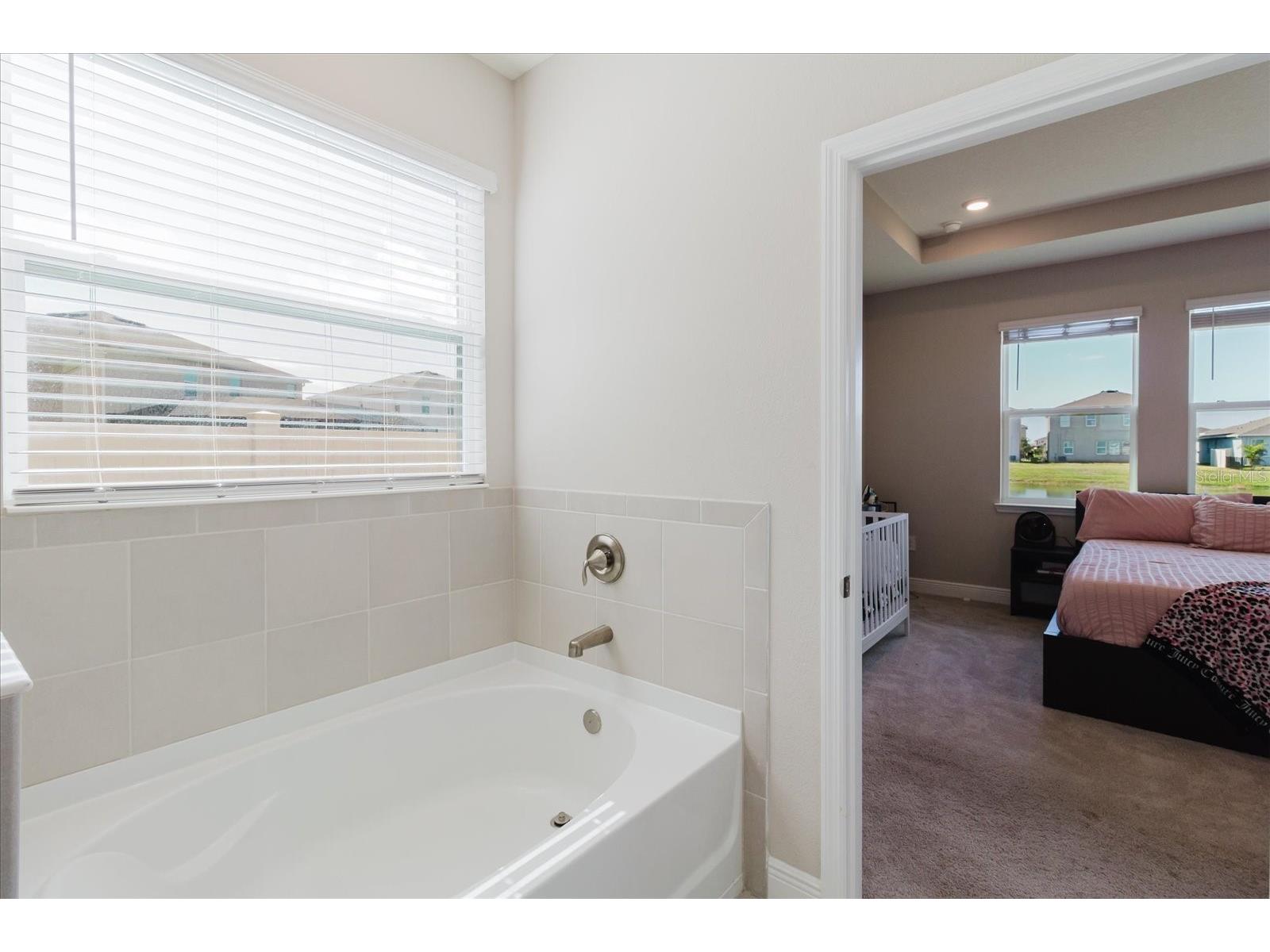 17544 Cantarina Cove Bradenton FL 34211 A4684744 image39