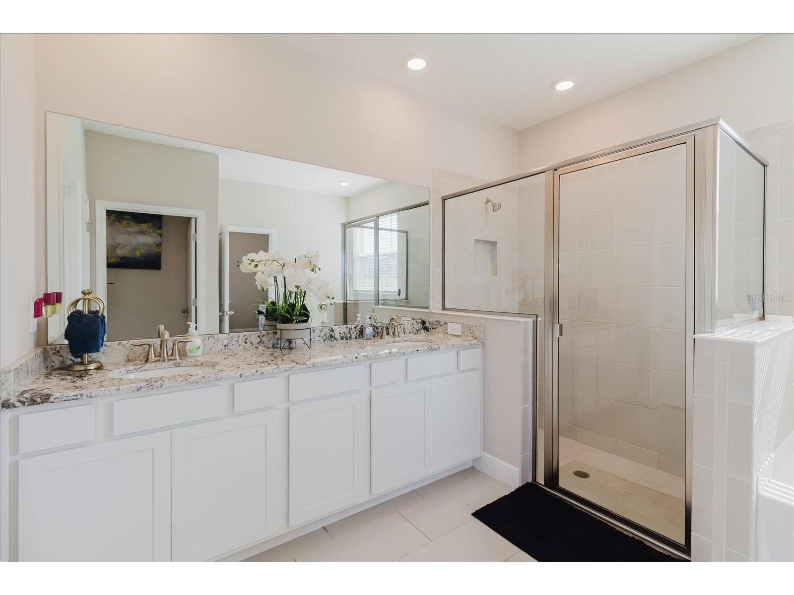 17544 Cantarina Cove Bradenton FL 34211 A4684744 image42