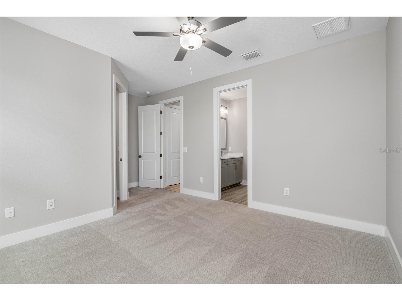 17545 Lippizan Lane Hudson FL 34667 TB8487998 image10