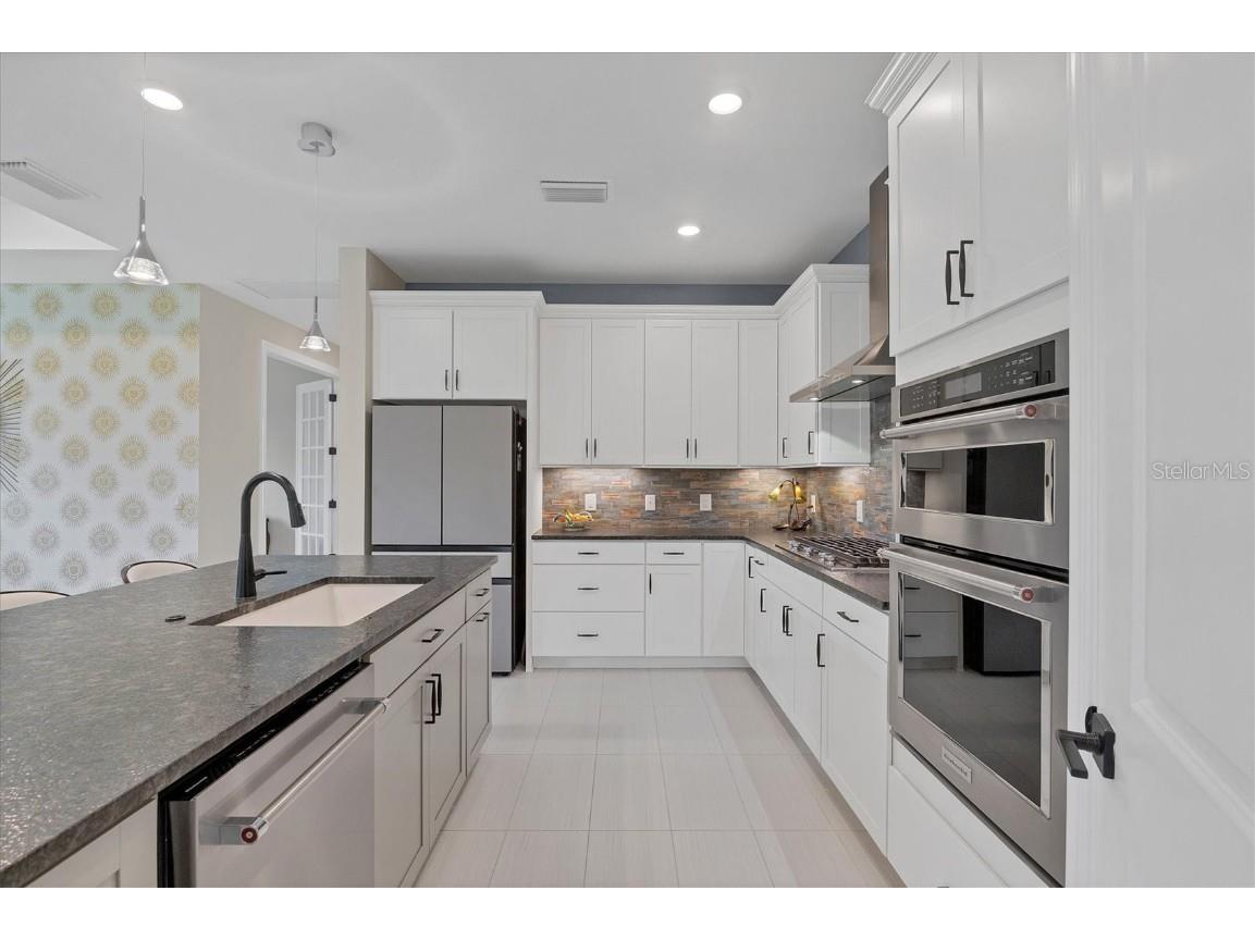 17546 Northwood Place Bradenton FL 34202 A4658632 image16