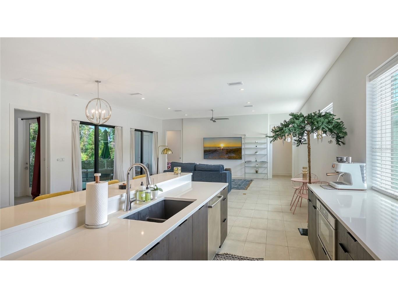 1755 7th Street Sarasota FL 34236 A4645817 image63