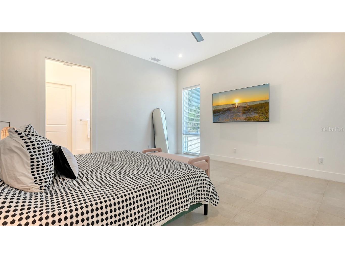 1755 7th Street Sarasota FL 34236 A4645817 image65