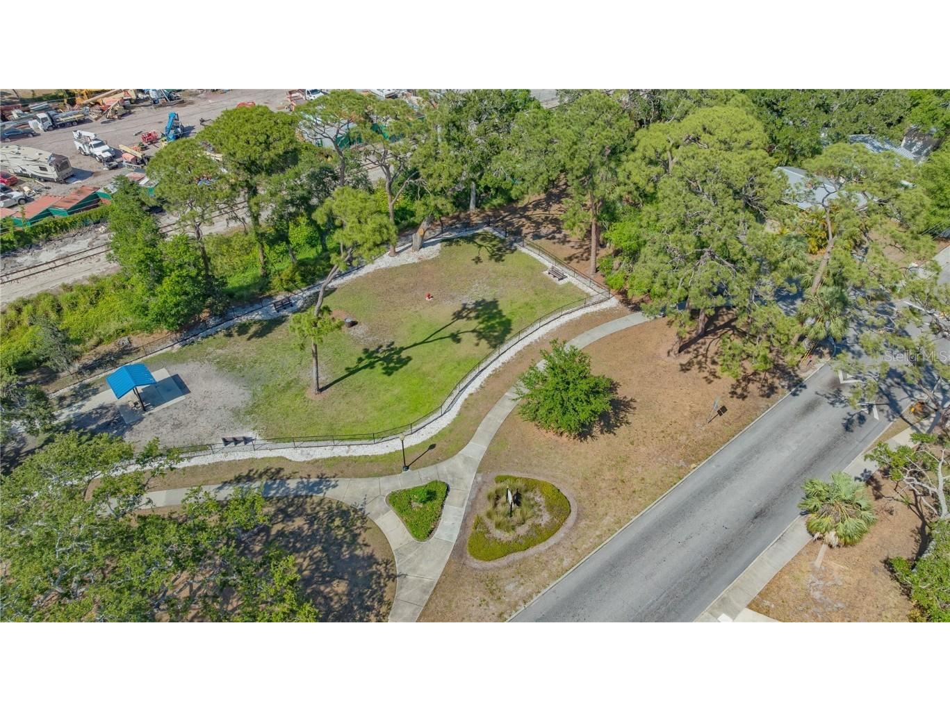 1755 7th Street Sarasota FL 34236 A4645817 image85