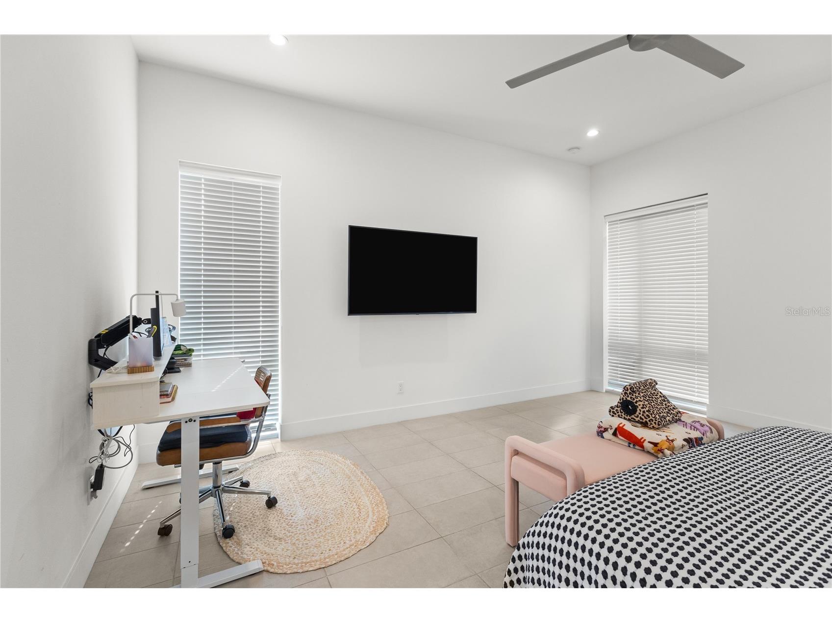 1755 7th Street Sarasota FL 34236 GC539589 image57