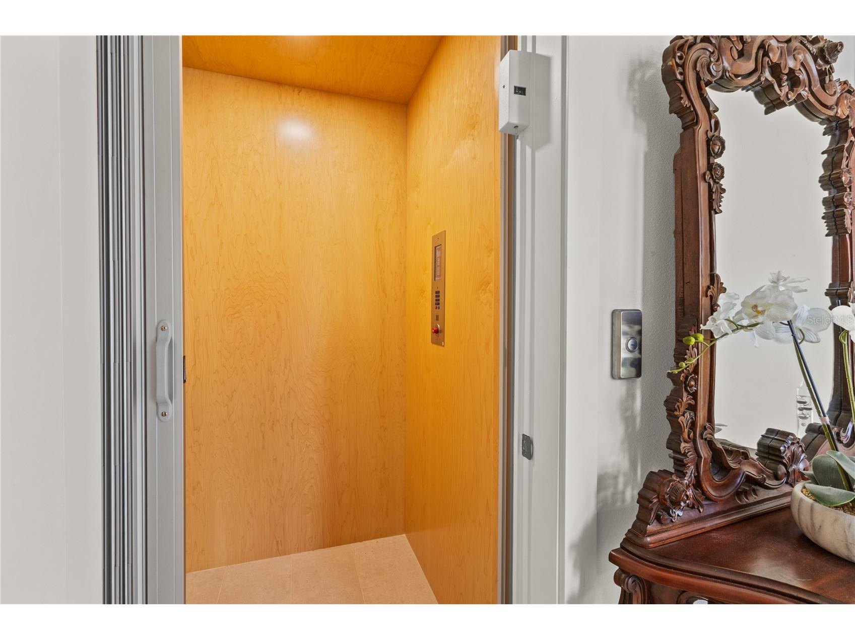 1755 7th Street Sarasota FL 34236 GC539589 image9