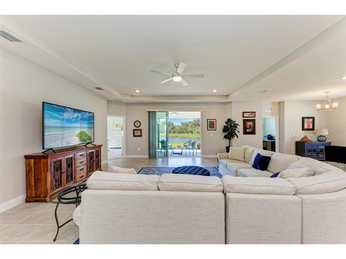 17555 Cantarina Cove Bradenton FL 34211 A4649592 image30