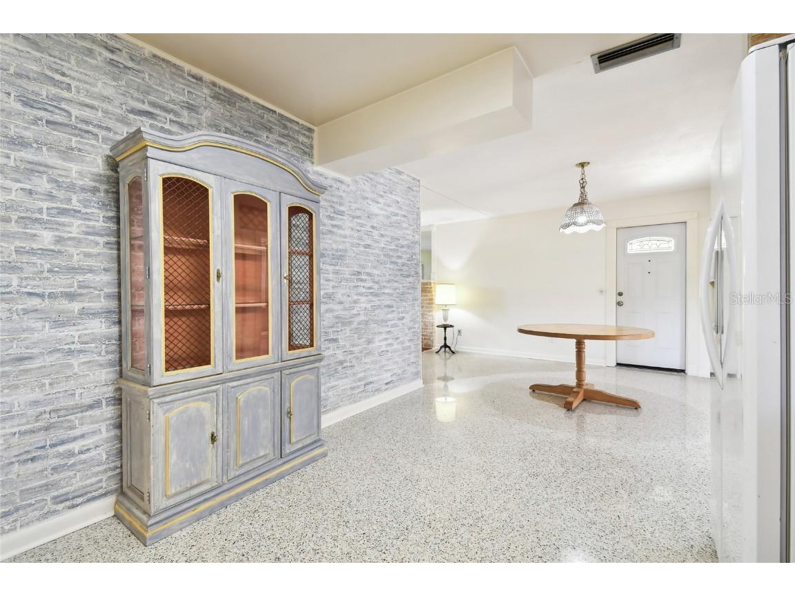 1756 Ashton Abbey Road Clearwater FL 33755 TB8310234 image14