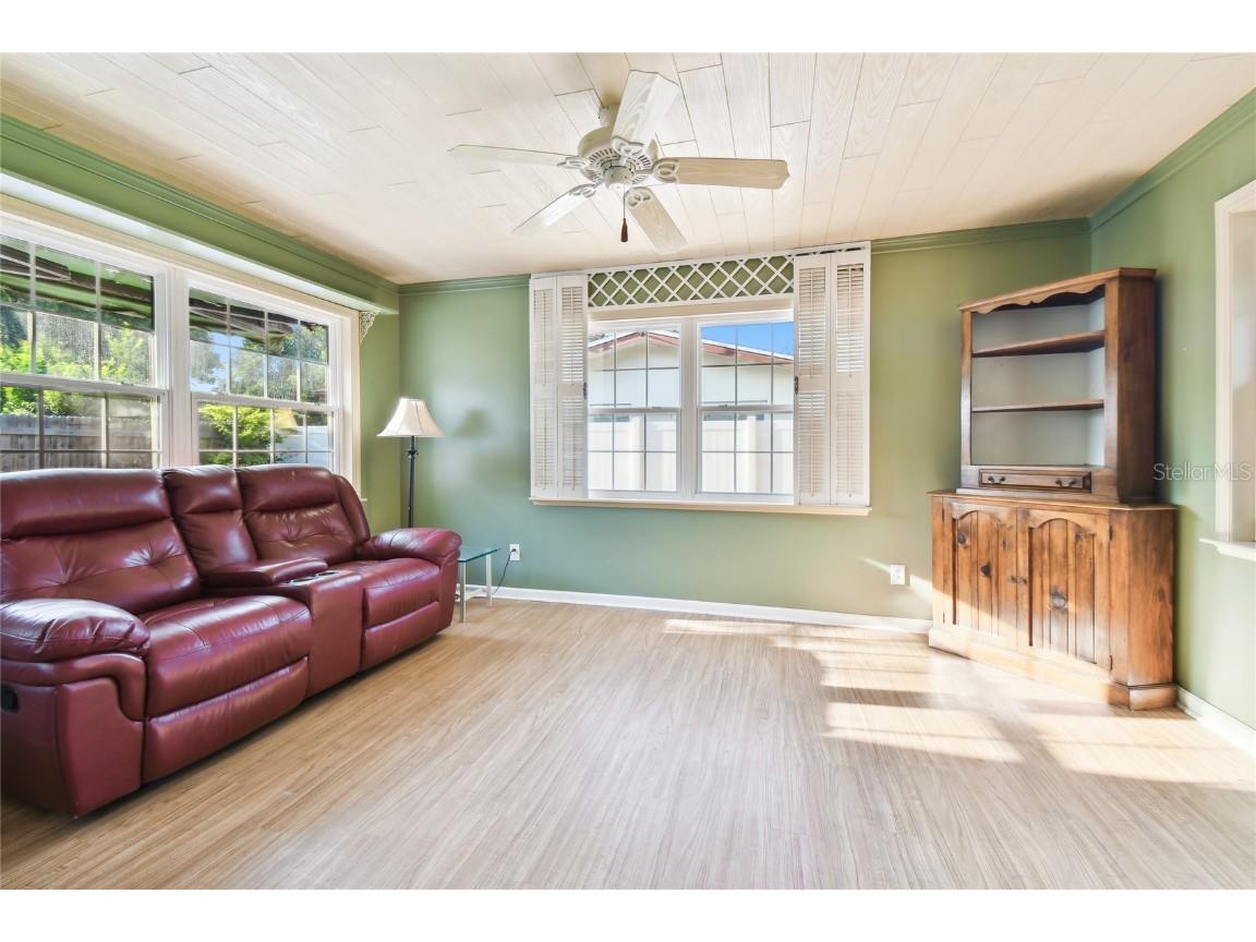 1756 Ashton Abbey Road Clearwater FL 33755 TB8310234 image16