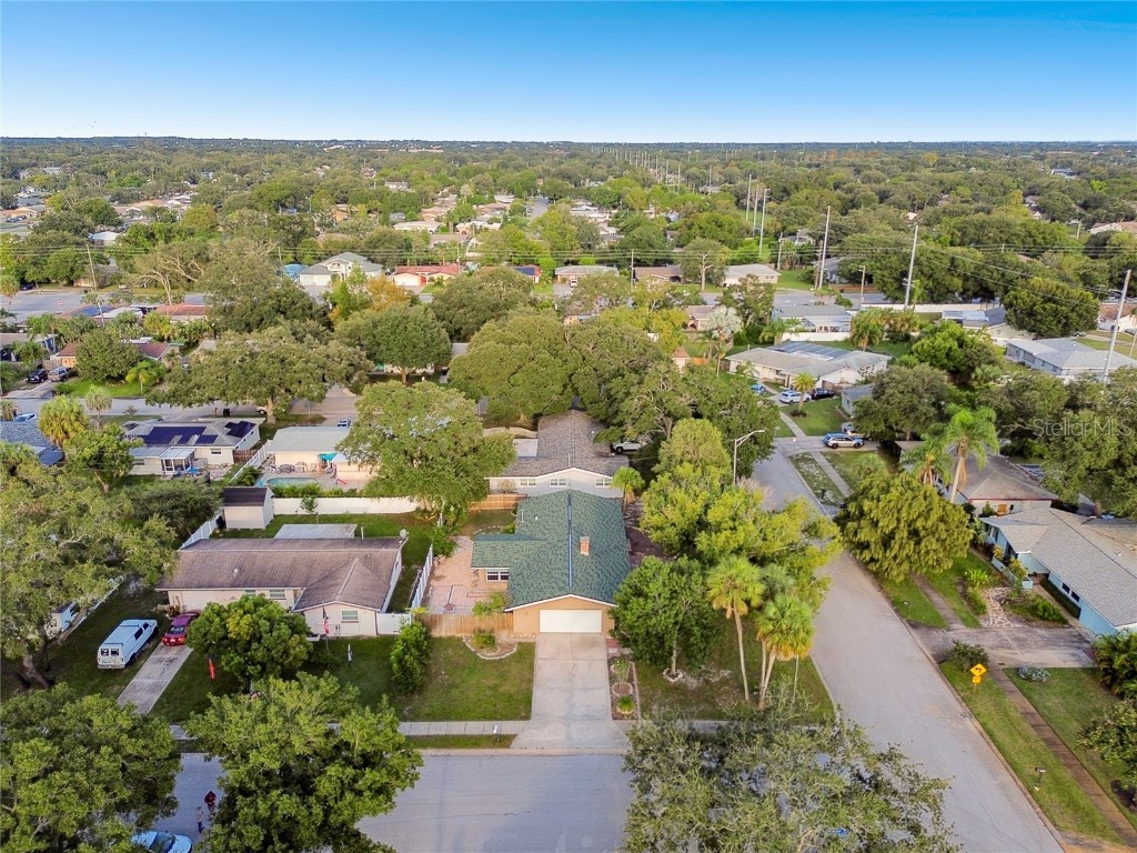 1756 Ashton Abbey Road Clearwater FL 33755 TB8310234 image36