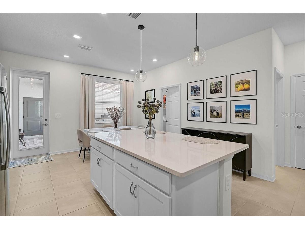 1756 Cleat Lane Sarasota FL 34240 A4694470 image10