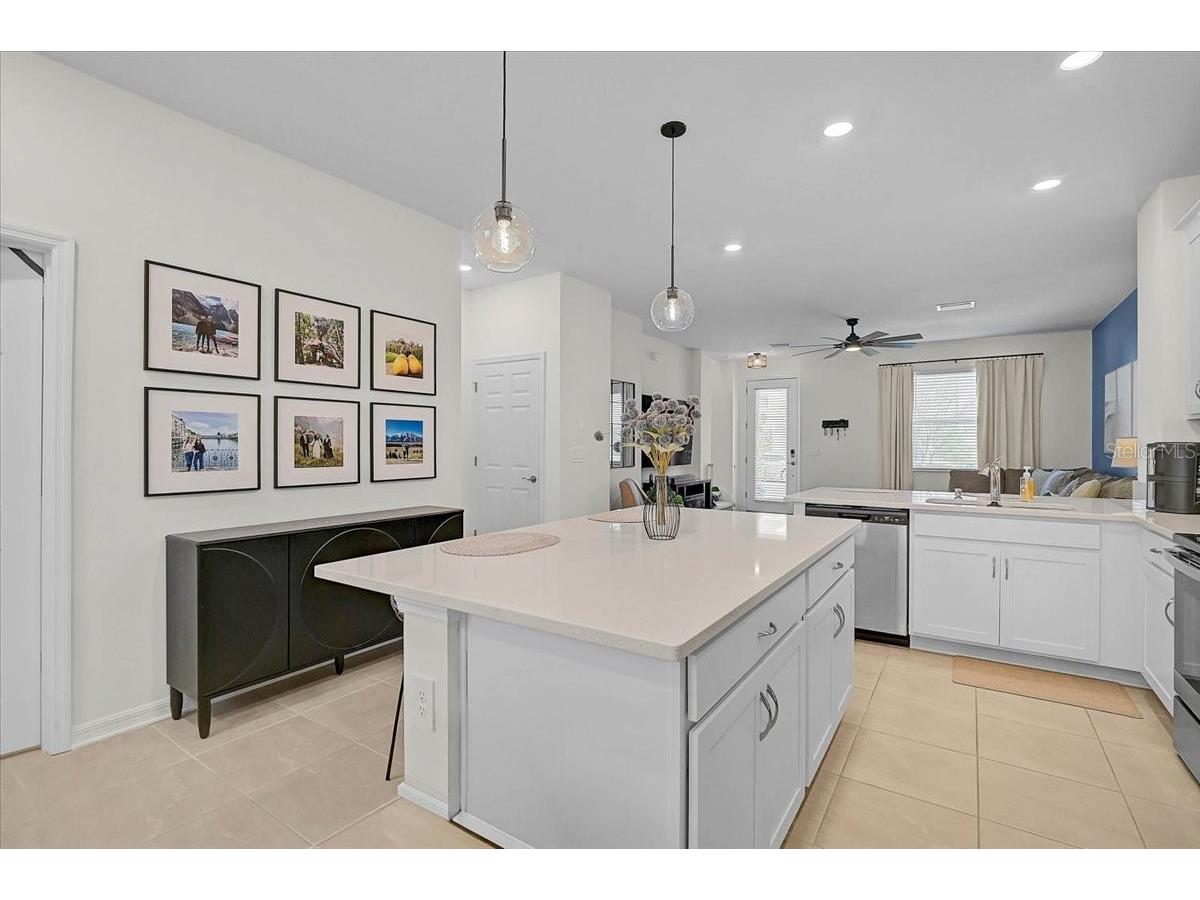 1756 Cleat Lane Sarasota FL 34240 A4694470 image11