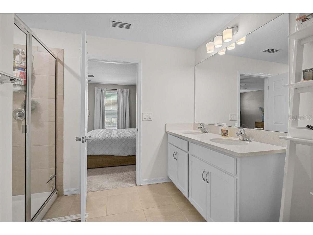 1756 Cleat Lane Sarasota FL 34240 A4694470 image25